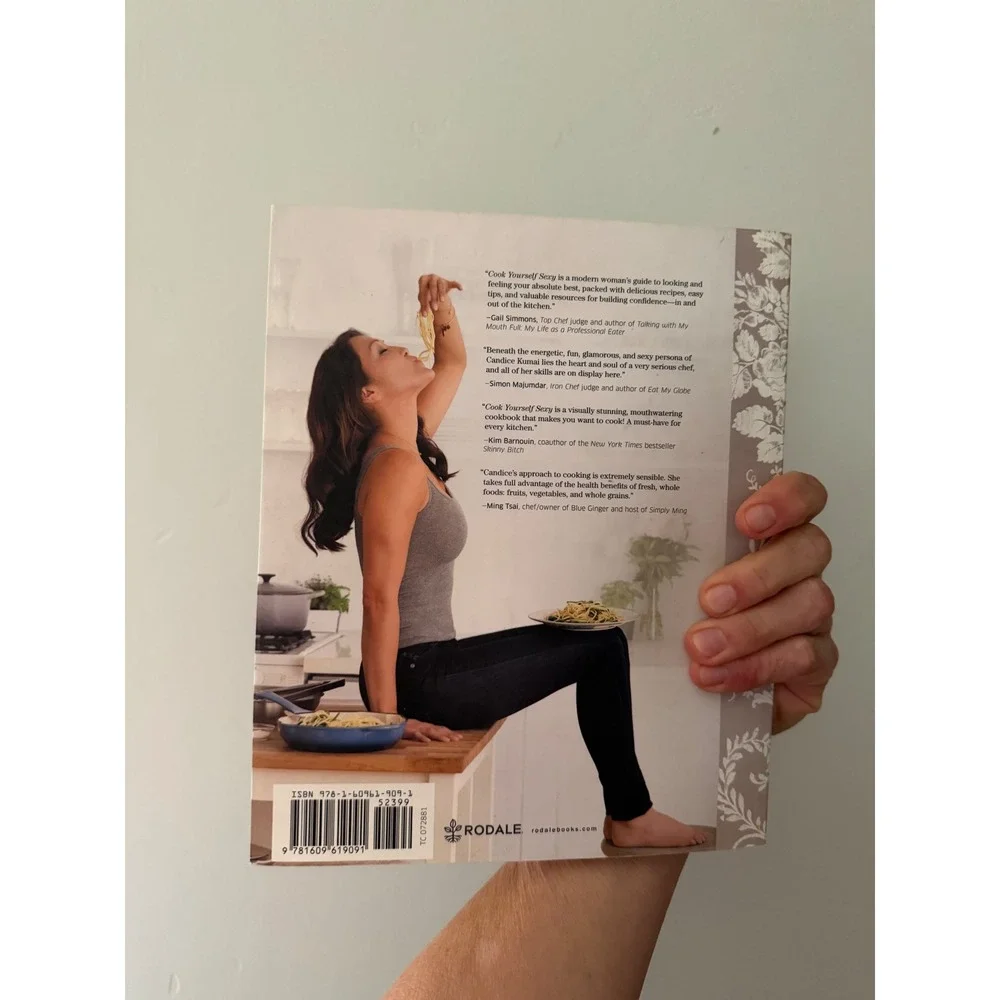 Cook Yourself Sexy Candice Kumai Paperback Cookbook Healthy Recipes Rodale 2012‎